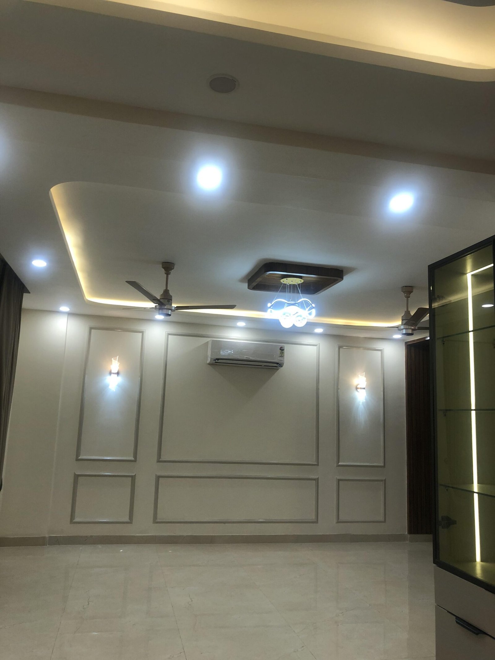 4Bhk 4Baths