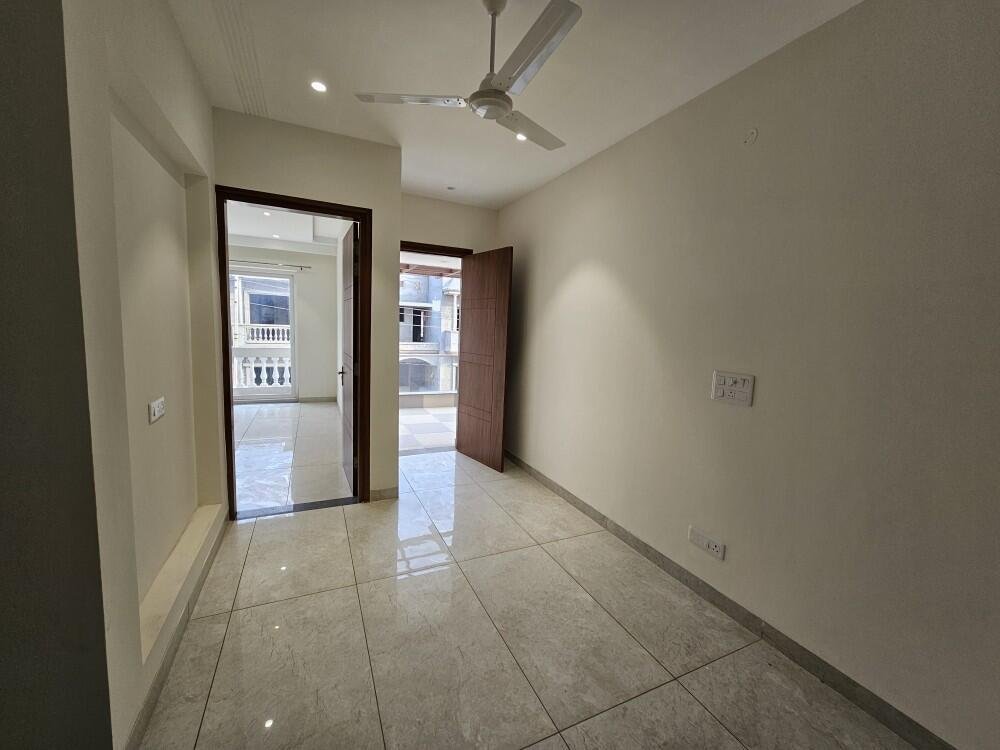 4Bhk 3Baths Property View