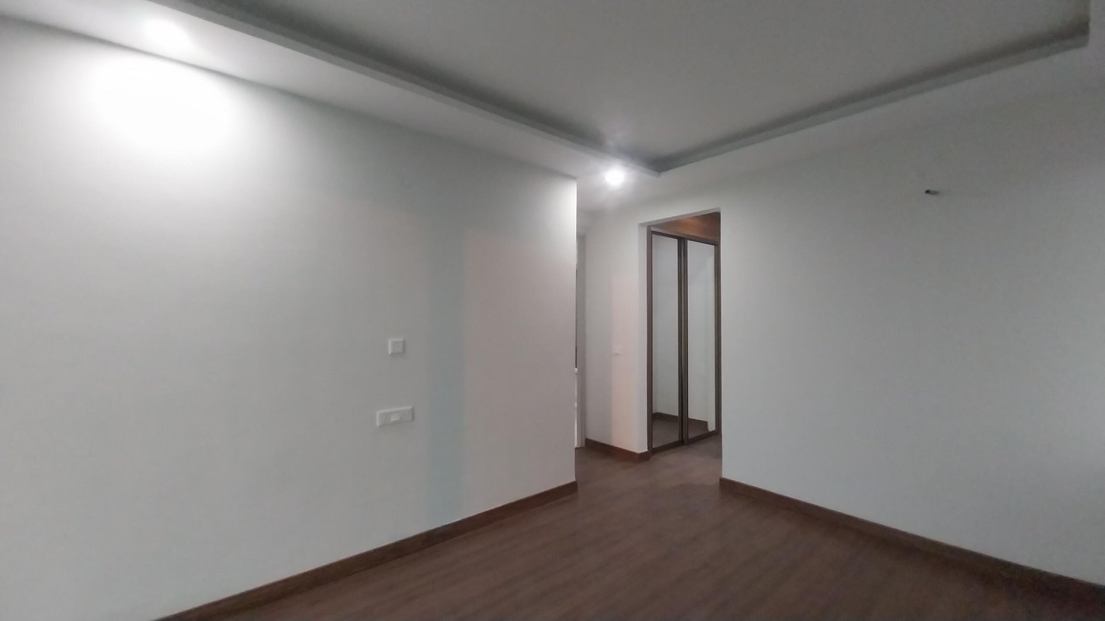 4Bhk 4Baths